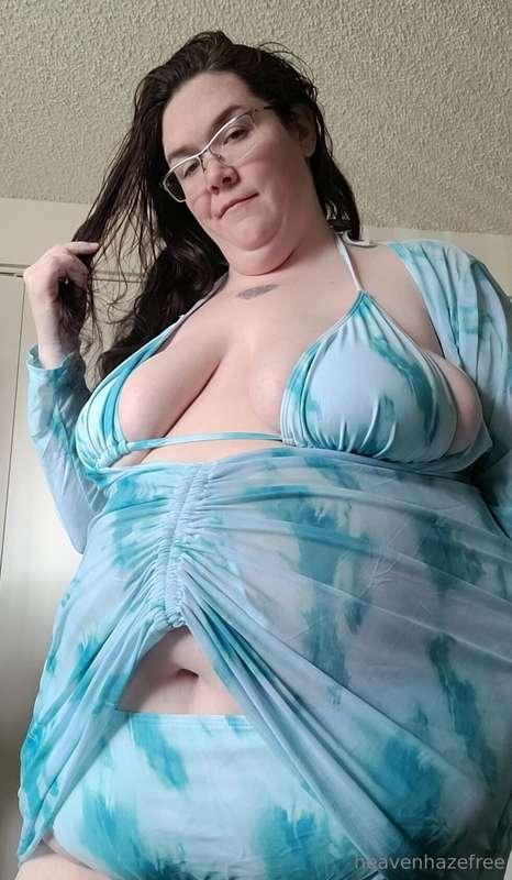 You looking at my belly button? Hehe