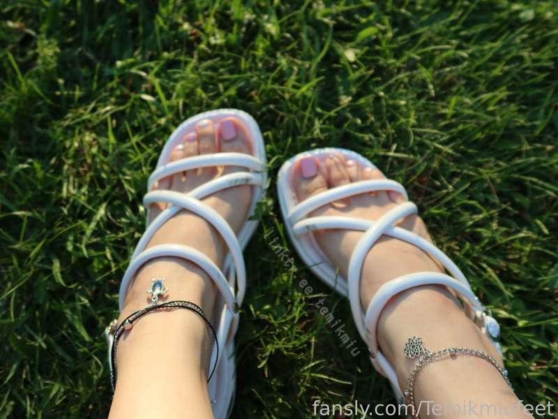 temikmiufeet image #5