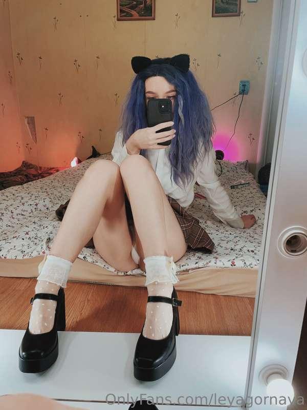 I need somebody to drive me to the school 👉🏻👈🏻