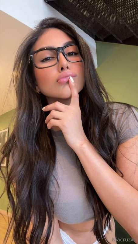 Guess what I'm thinking...Hint: It's something dirty🤭