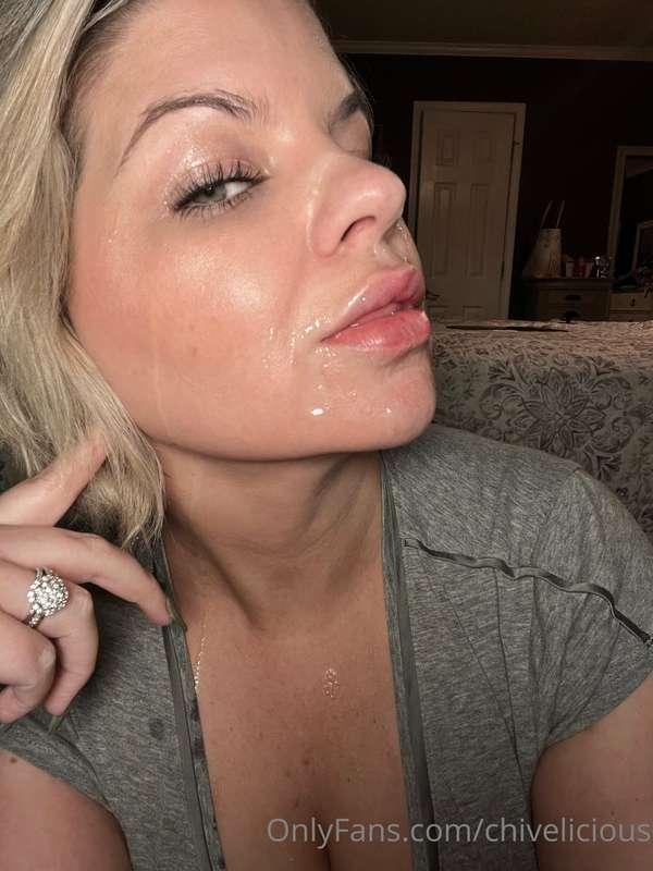 My face looks prettier when it’s covered in his cum 💦