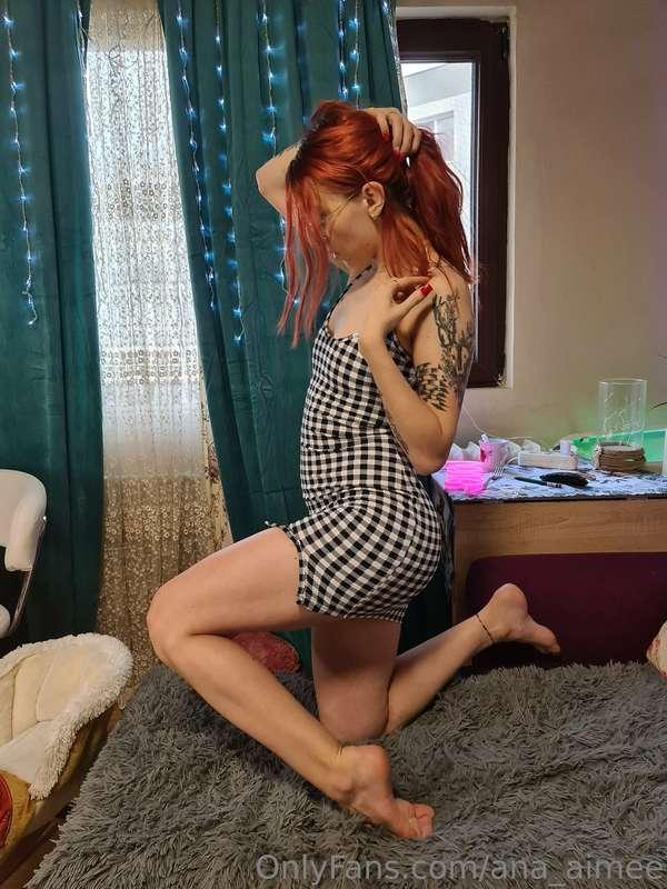 Don't be shy, let me know if you want more pics like this! O..