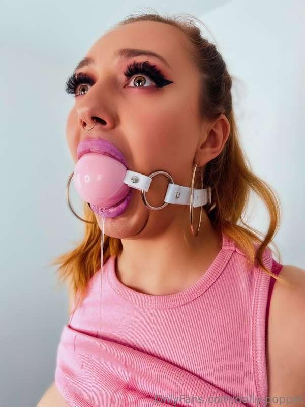 Vote Dolly DAILY for best ✨Bondage Model✨ at this years UK F..