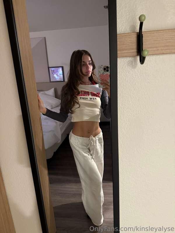 mirror loves me but not as much as u do, right? 🥰