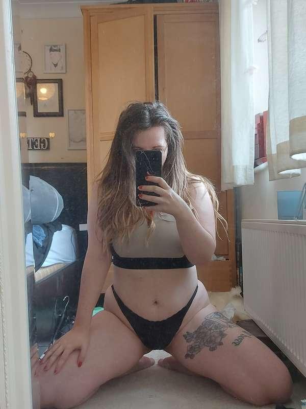 Sweaty post gym selfie 😏