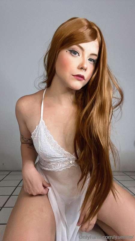 The cutest girl on onlyfans! 💕 But also really naughty!
    ..