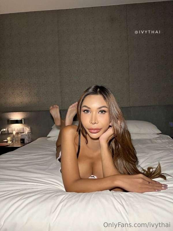 I’m ready… and so is my bed.🤤😋