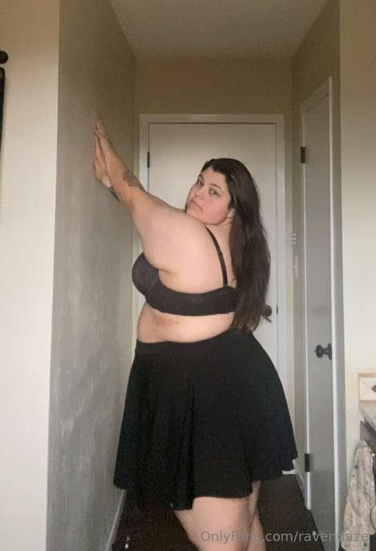 Press me up against this wall and bend me over bb 😋