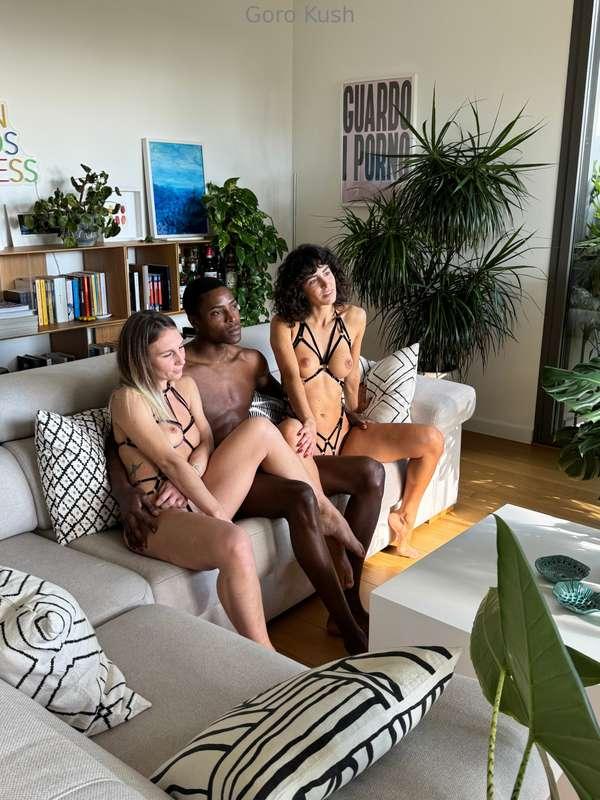 🔥Our hot 3some is already in your DM @laylamarlene & @wild.s..