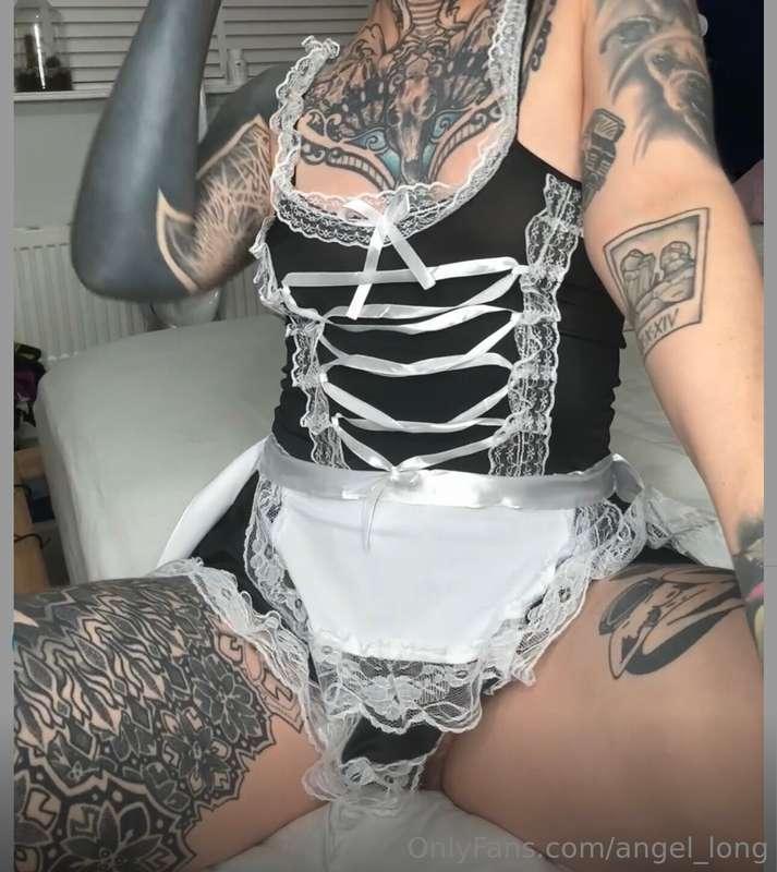 🖤 SQUIRTING MAID 🖤Maid Angel wants to clean your place & the..