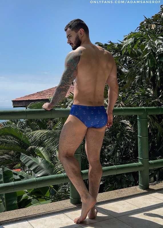 Hiding from the winter in sunny Costa Rica ☀️ ***Swipe for m..
