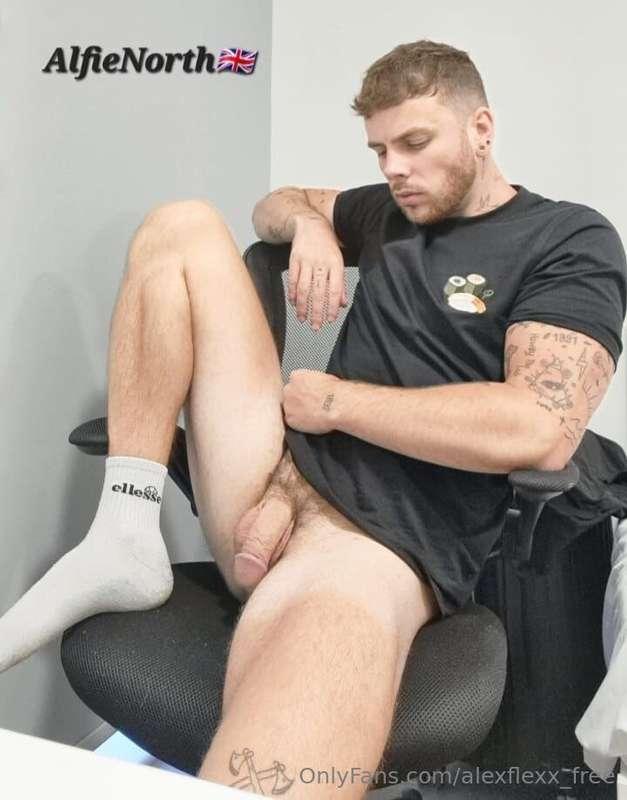 alexflexx_free image #1