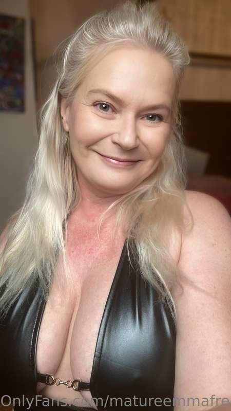 Happy hump day. 😘