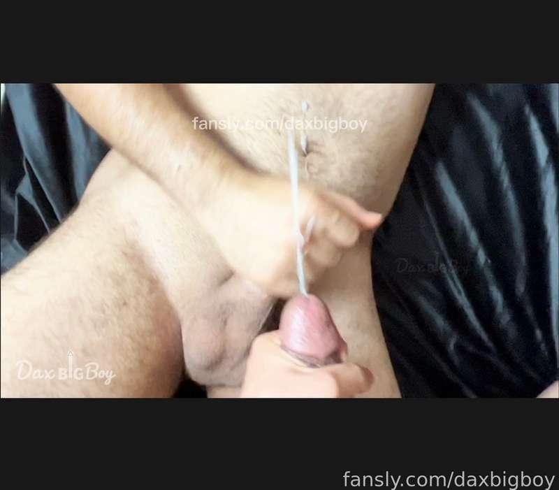 I fucked this guy for the first time.
He said, if I don’t take it all spank me hard 🍑🔥 and that’s what I did 😈 I shot a huge load on his chest. Huge more than I expected .  Next time I should train his hole more right?

#fyp #bareback #hardcore #bigdick #toobig #raw #nocondom #pretty #prettycock #fucking #hardfucking #cum #cumshot #sperm #masturbation #mutualmasturbation #gay #bi #bimen 