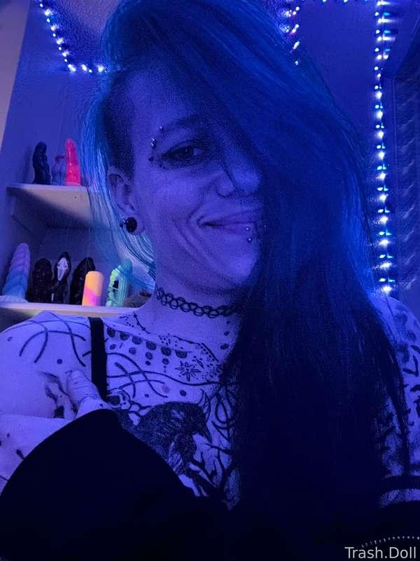trashdoll image #1