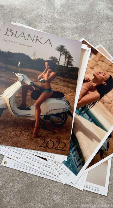 The deluxe edition 😍 13 poster DinA2 + an unique Polaroid an..