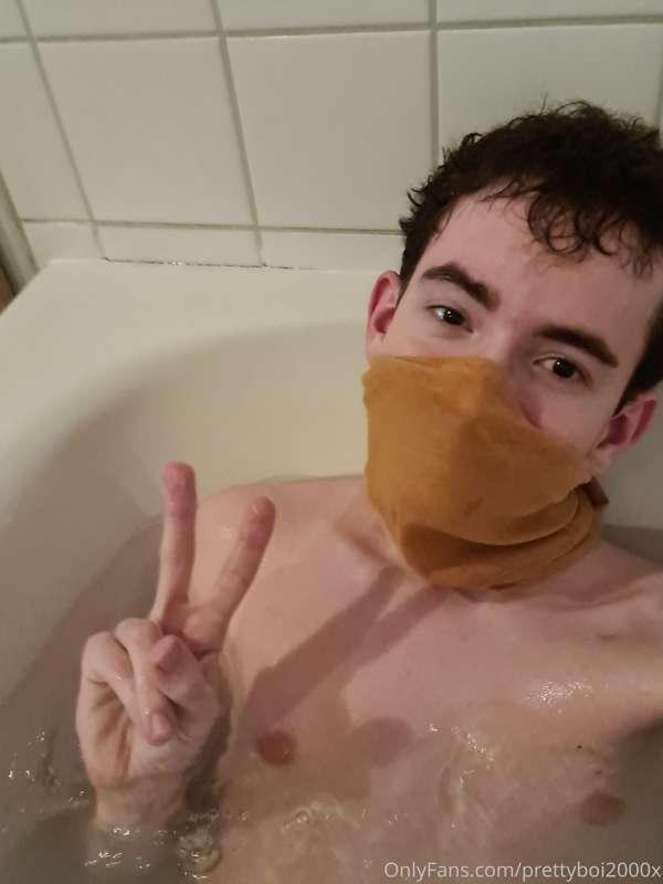 prettyboi2000x image #3