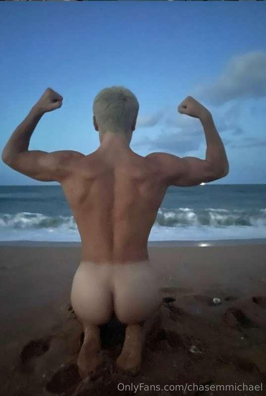 Show proof of resubscription and receive 10 minute jerk off ..