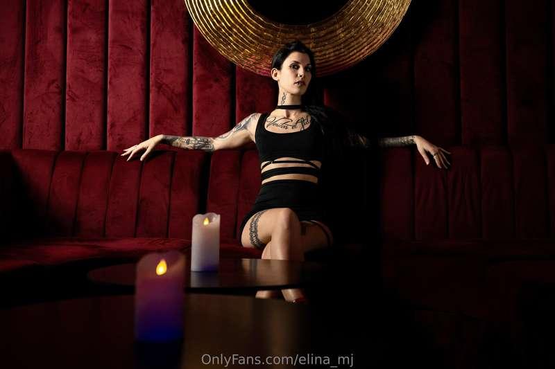 Samstagabend – die perfekte Mischung aus Eleganz und Mystik...