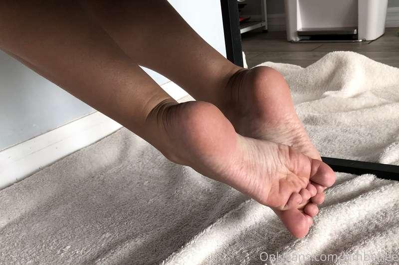 Wrinkled soles 🦶 😍