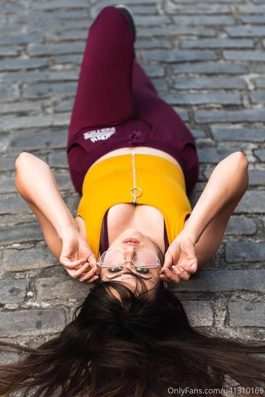 Need photo sets for your OF? DM me and let's schedule a shoo..