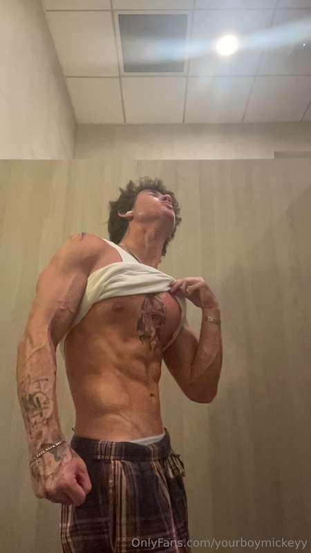 God babes I’m so horny for you! Tip me for my tip babes