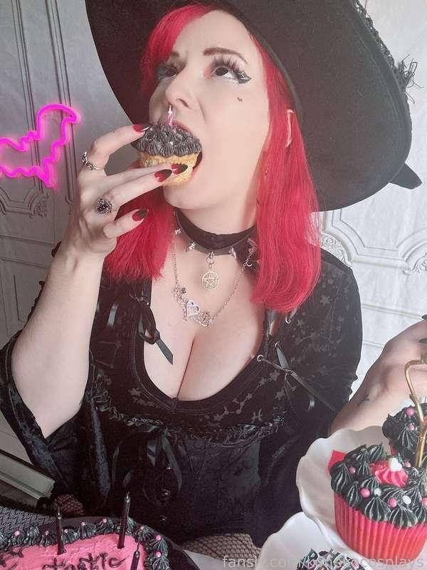 konekocosplays image #19