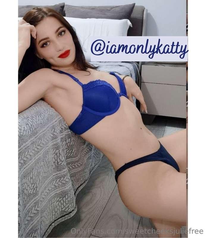 ⚠️ Come, follow me @iamonlykatty we're gonna have so much fu..