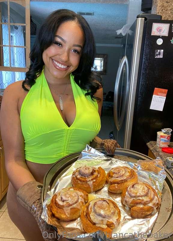 Made THE BEST cinnamon rolls today 🥰😍
Make sure you buy good..