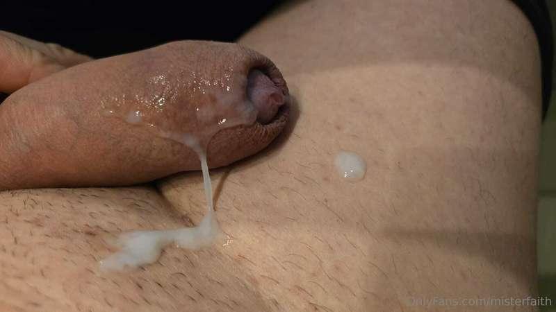 Another cum tribute for my new collab @krissysins @mimifaith..