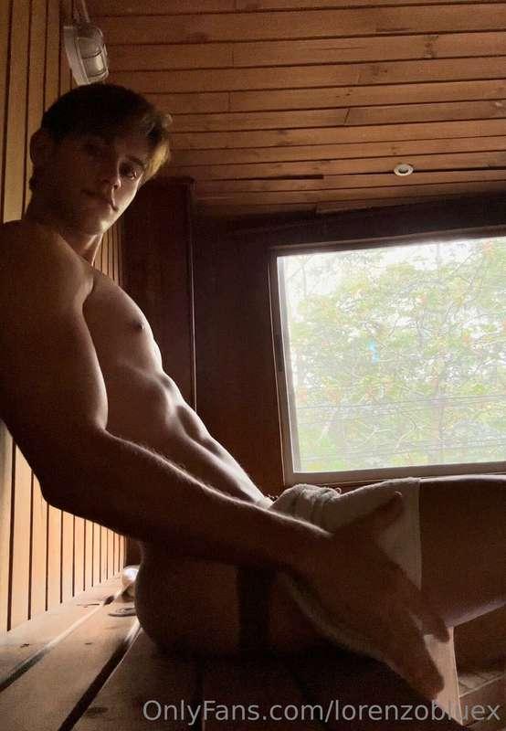 Hola guapos 🫶🏼 Hope may will be an amazing month for you! Ca..