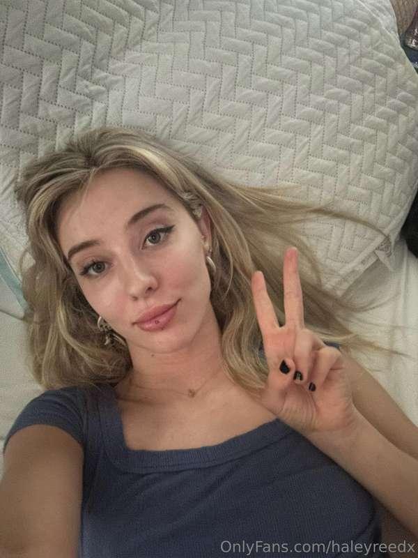 hiiiii :)