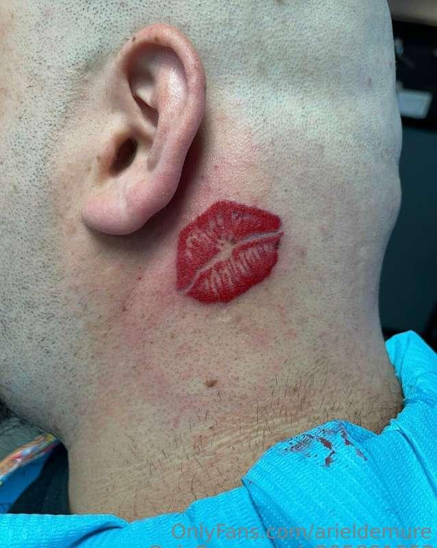 *honored to have my lips on your neck forever Nick!*