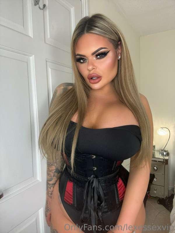 I know you want my top to slip down lower…