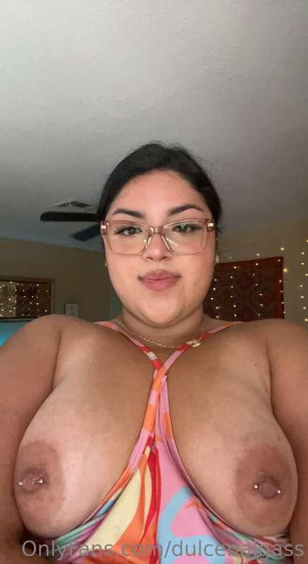 Do u like my new glasses 🥰💓