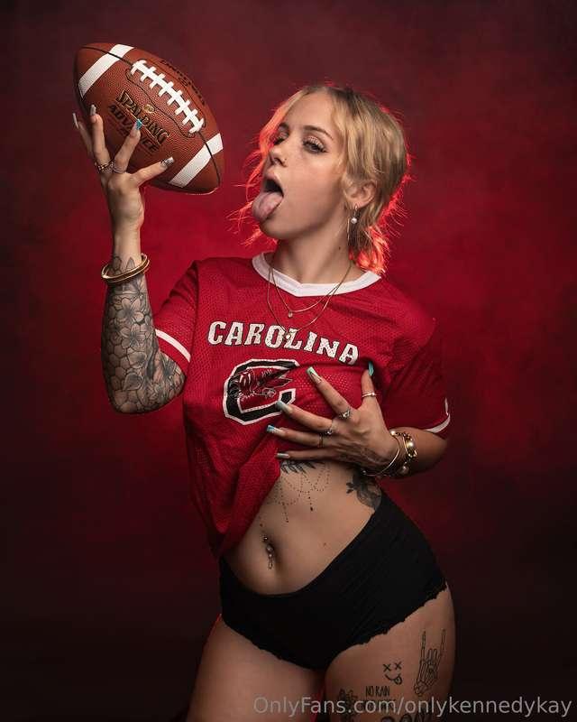 Wanna tackle me or spank me? Or both? 😏