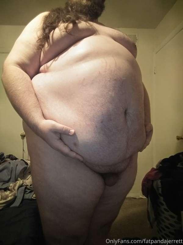 NSFW, Nudity, Ass and anus, just taking some pics showing ho..