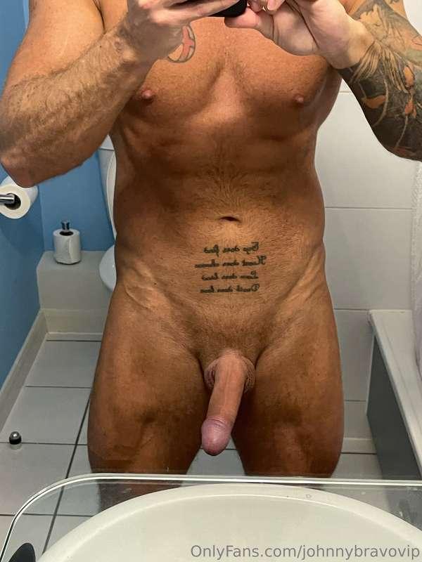 Thick cock waiting to be sucked 🍆👅DM ME "SOLO022 - HOTEL PLA..