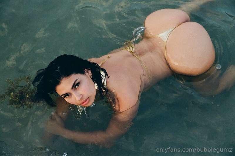 Get me WET 💦💖 @vipbubbles 