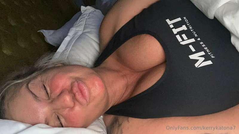 Workout buddy needed 💦💦😘