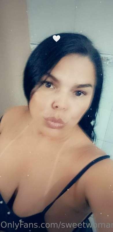 hi love, can i be your virtual girlfriend?? just click and g..