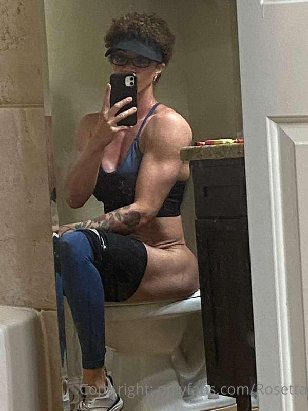 How would you caption this? 🤪