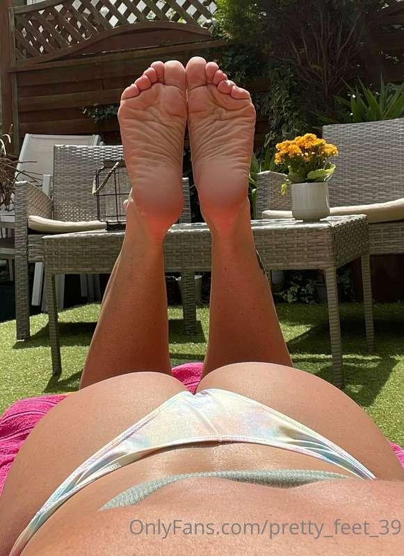pretty_feet_39 image #0