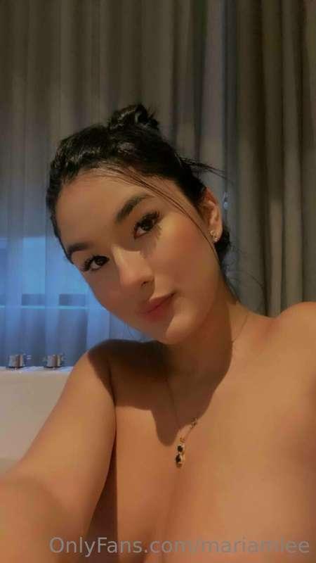 Let me rate ur cock babe 🍆 or u prefer sexting or videocall?..