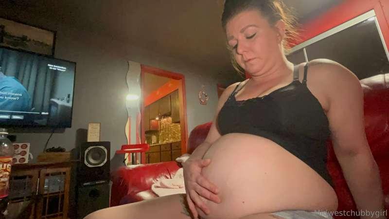 midwestchubbygirl image #0