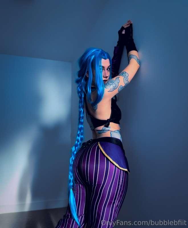 Who wants some more Jinx content? 💙💞