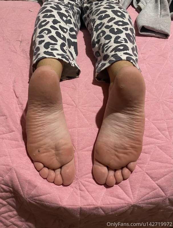 Who wants to sniff these puppies? 😏 I know I do! 😍❤️