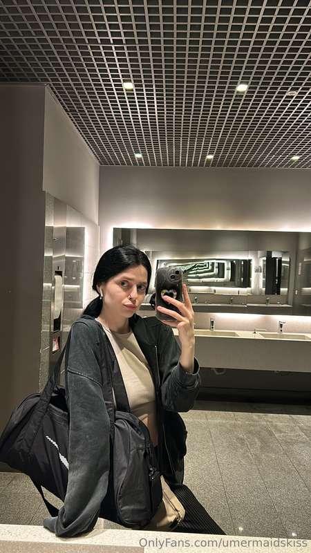 Where am I going with a bag this full? 😏Hint: it’s packed wi..