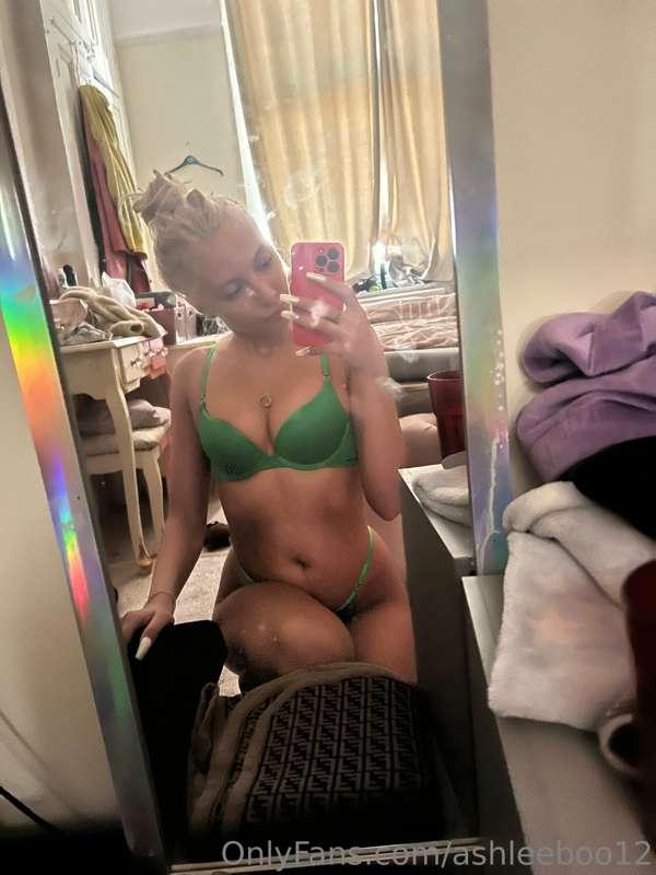 Green 💚
