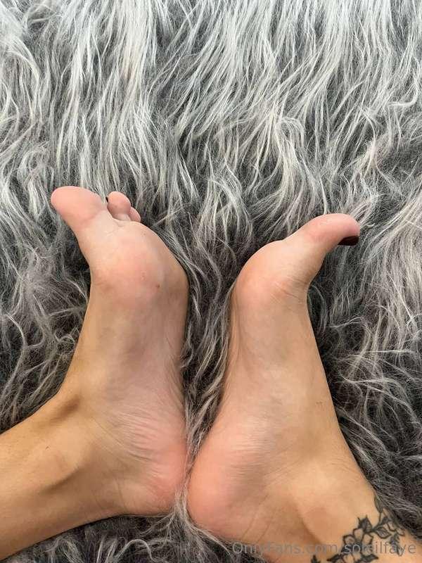 How beautiful they are. 😉